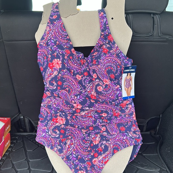 Lands' End Ladies' Swimsuit / black and white in XXL and Small in multi color - Picture 7 of 7